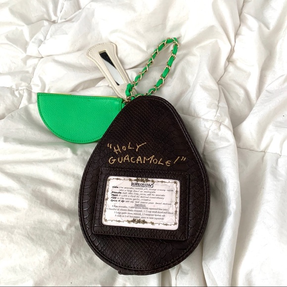 SOLD- Betsey Johnson’s Holy Guacamole handbag🥑 - Picture 2 of 4